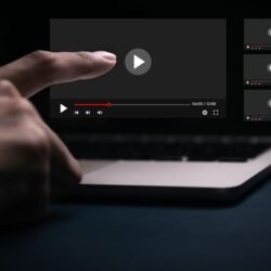 História e Evolução do IPTV: Uma viagem pela linha do tempo.
